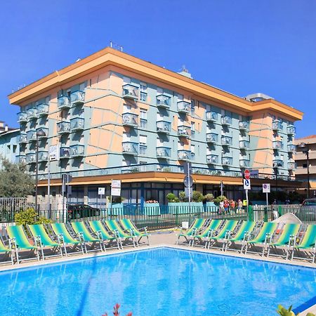 Big Family Hotel Беллария-Иджеа-Марина Экстерьер фото